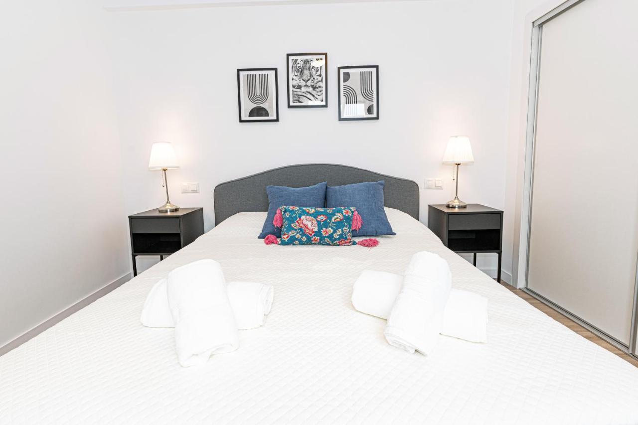 Acogedor Apartamento En Estepona Centro By Rent Me Exterior foto